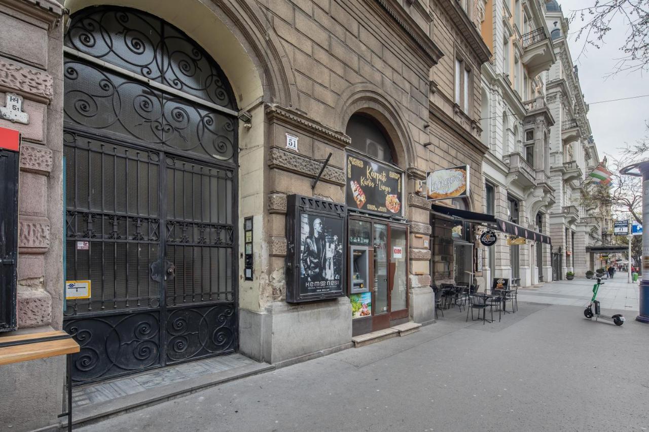 New - Central And Modern Studio Budapest Bagian luar foto